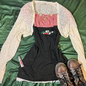 coquette shrug/cardigan